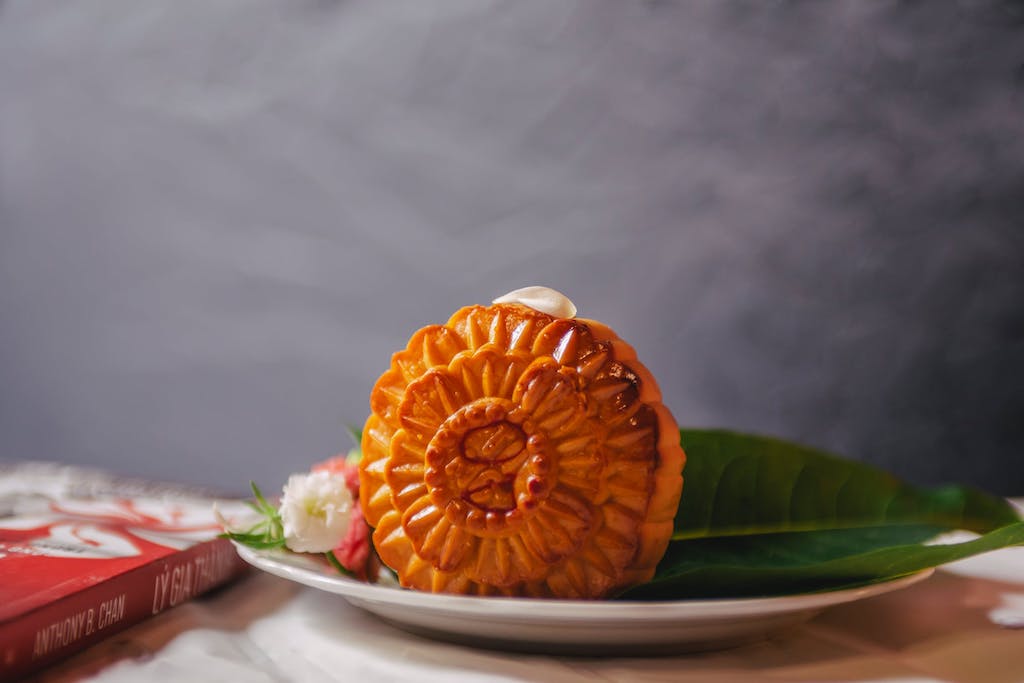 The Magic of Mooncakes: How China Celebrates the Mid-Autumn Festival 2025