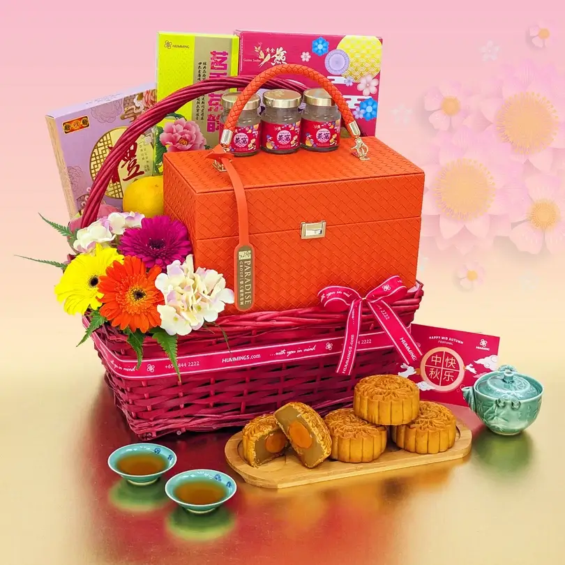 Autumn Traditions Mid-Autumn Mooncake & Bird's Nest Gift Hamper