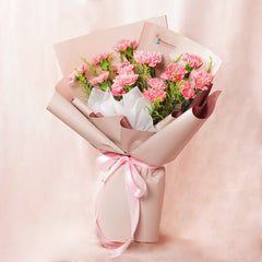 Elegant Carnation Bouquet - Golden Elegance