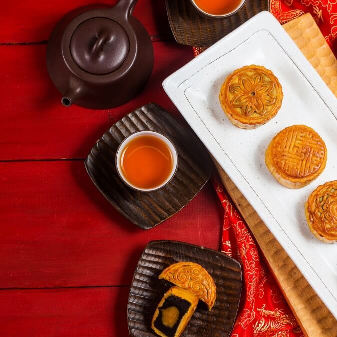 Order Mooncake Hampers: Best Option To Your Beloved One!