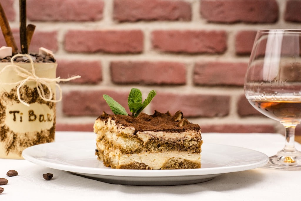 Famous Tiramisu Cake To Bring Your Tastebuds To Life | FlowerAdvisor Singapore