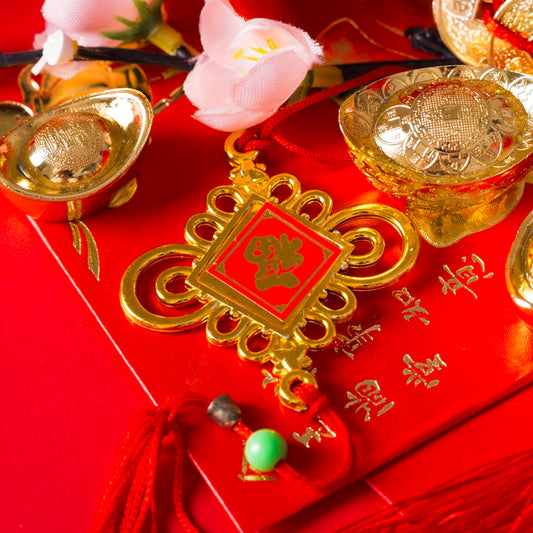 Popular Chinese New Year Sweets in Singapore and Gift Hampers to Share