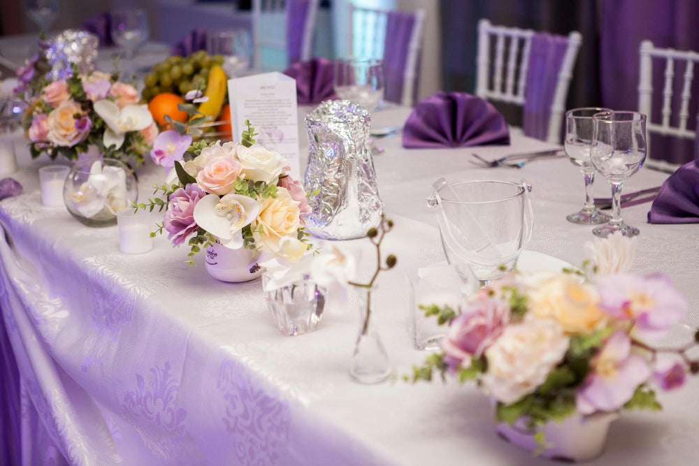 How to Arrange Flowers on a Table? Here are 5 Easy Steps to Do