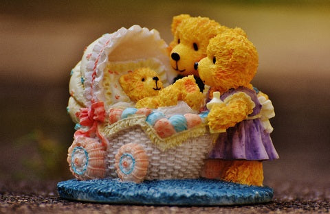 Instances when flowers and teddy bears come to the rescue!