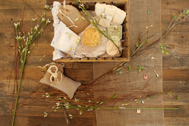 8 Ways Flowers and Gifts Spark Joy in Every Exchange