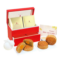 Peach Garden Reduced Sugar Golden Lotus Paste Mooncakes with Single Yolk