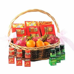 Gift hamper with fresh fruits, bird’s nest, tonic drinks for flower delivery Singapore