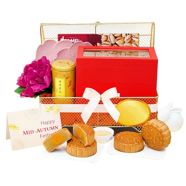 Golden Treats Mid-Autumn Gift Hamper - Peach Garden Mooncakes