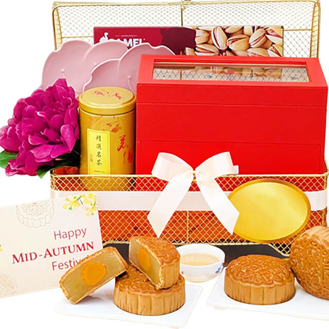 Golden Treats Mid-Autumn Gift Hamper - Peach Garden Mooncakes