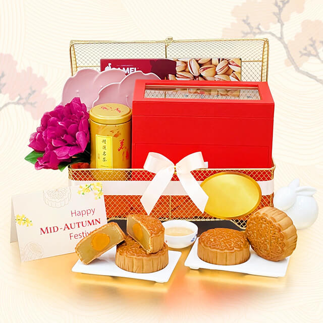 Golden Treats Mid-Autumn Gift Hamper - Peach Garden Mooncakes