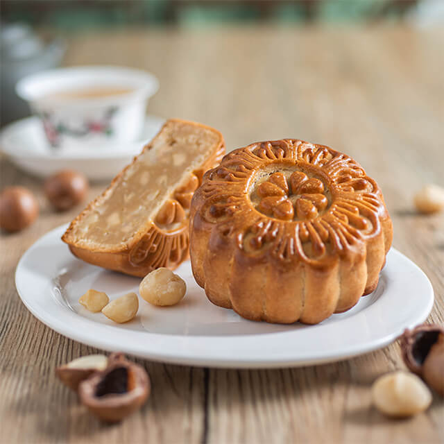 Macadamia Nuts Baked Mooncakes - Mid Autumn Festival 2025