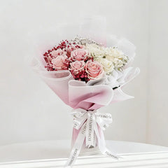 Elegant pink and white rose bouquet for flower delivery in Singapore